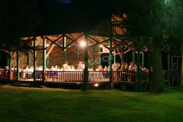 Auberge de jeunesse Zacisze Lesne à Lidzbark Warmiński Extérieur photo