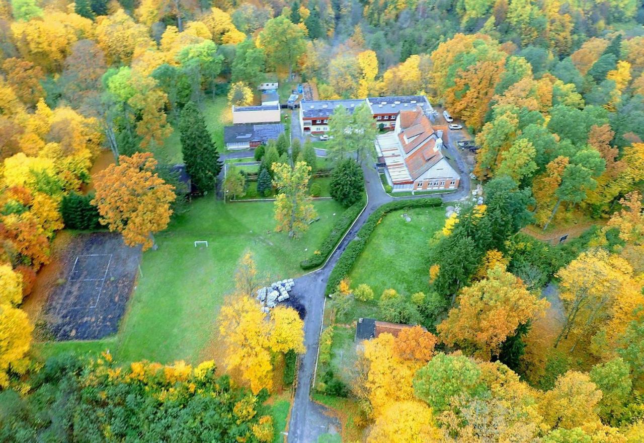 Auberge de jeunesse Zacisze Lesne à Lidzbark Warmiński Extérieur photo